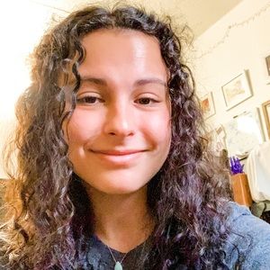 Meet your Posher, Emma